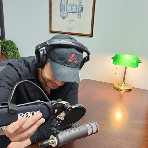 podcast-studio-host podcast studio host